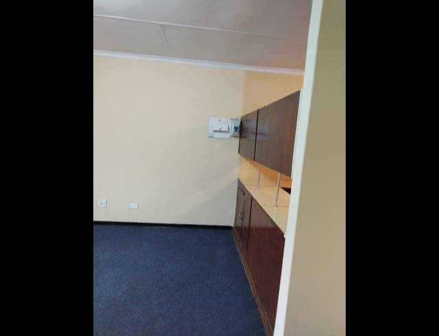 2 BEDROOM APARTMENT FOR SALE IN RUSTENBURG CENTRAL